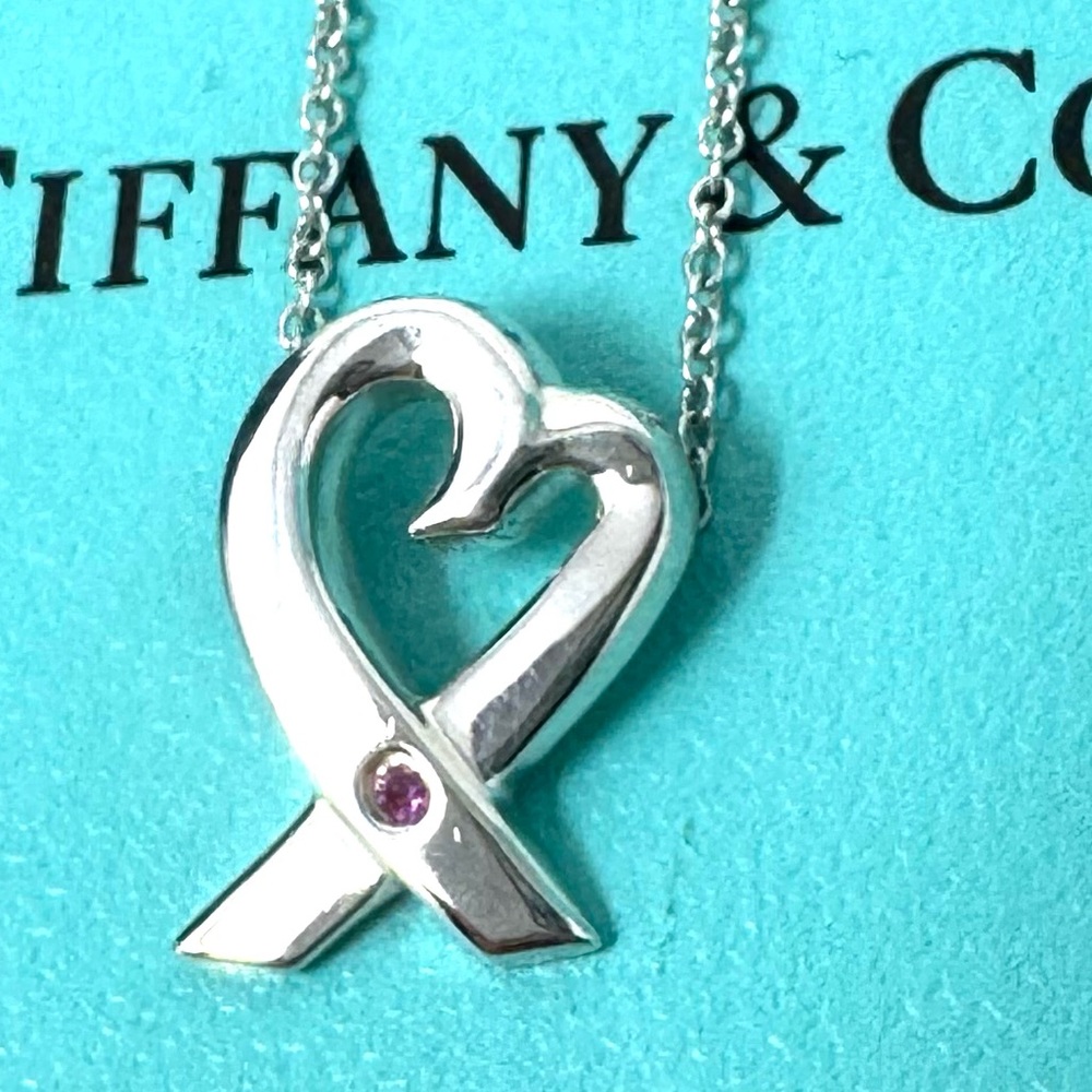 Authentic Tiffany & Co. Poma Picasso 1P Sapphire Open Loving Heart Necklace.